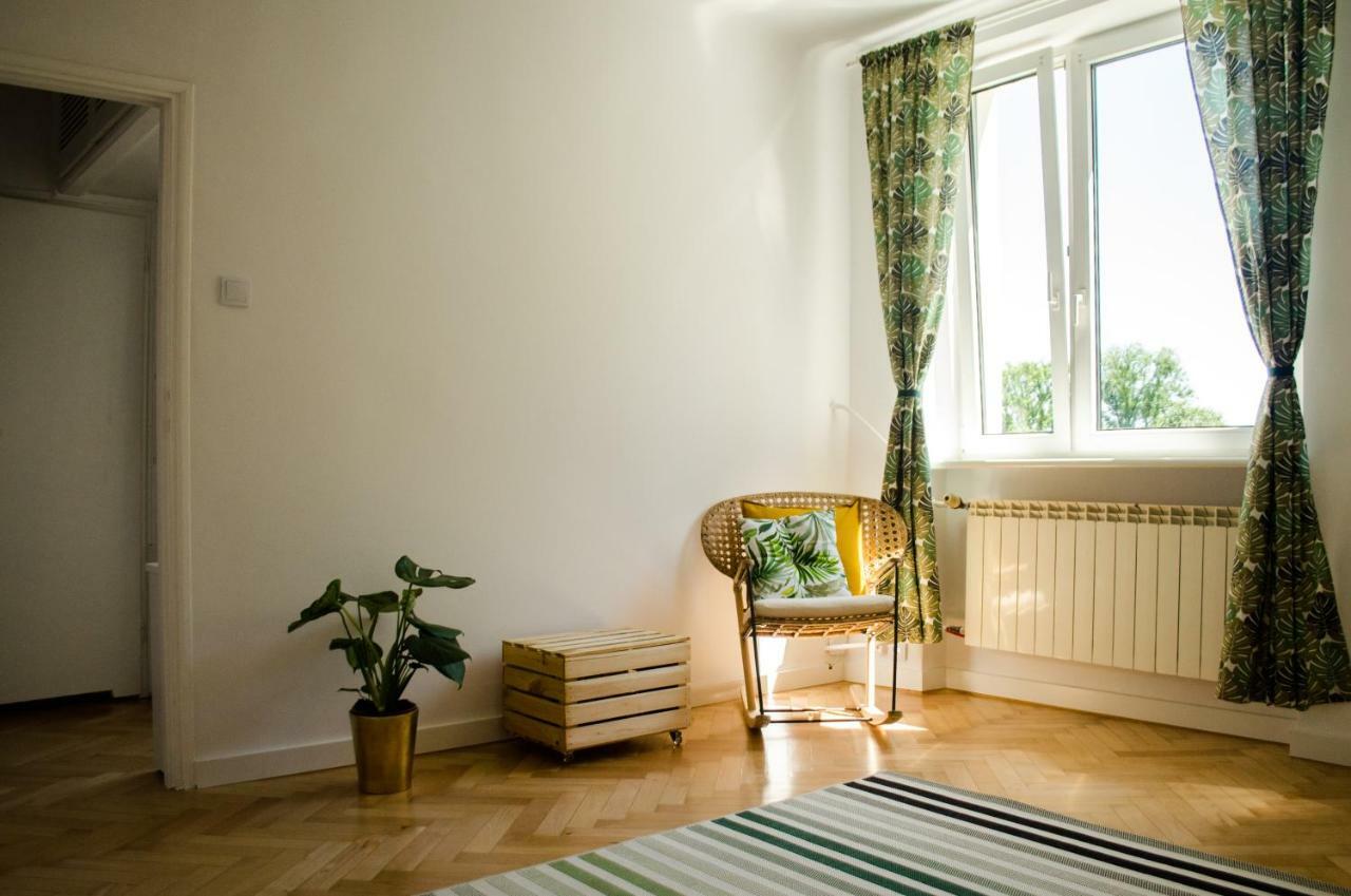 Slow Life Apartment Next To Metro Station 华沙 外观 照片